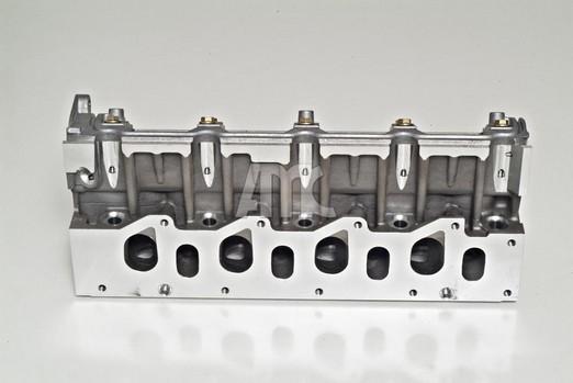 AMC 908569 - Головка циліндра autozip.com.ua