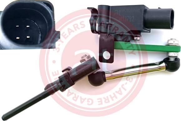 AT Autoteile at13792 - Датчик, ксенонове світло (регулювання кута нахилу фар) autozip.com.ua