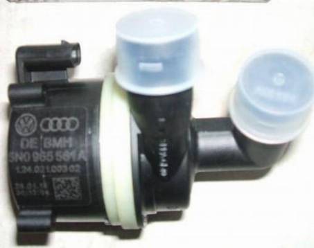 VAG 5N0965561A - Додатковий водяний насос autozip.com.ua