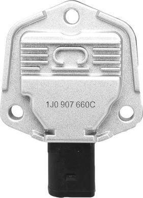 BAPMIC BACB13-208002 - Датчик, рівень моторного масла autozip.com.ua