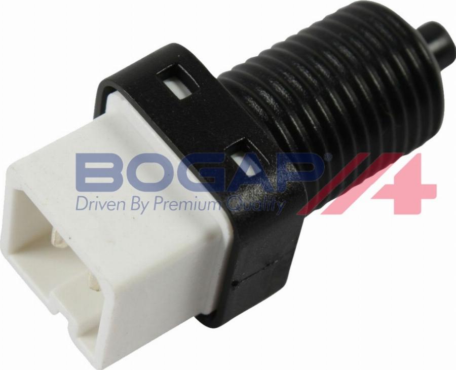 BOGAP P7326102 - Вимикач ліхтаря сигналу гальмування autozip.com.ua