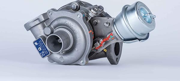 BorgWarner 5435 988 0014 - Компресор, наддув autozip.com.ua