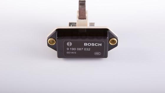 BOSCH 9 190 087 032 - Регулятор напруги генератора autozip.com.ua