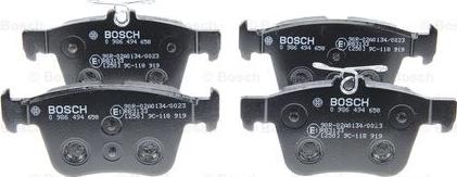 BOSCH 0 986 494 658 - Колодка торм. диск. VW GOLF VII 2.0 2013-.AUDI A3 2012- задн. пр-во Bosch autozip.com.ua