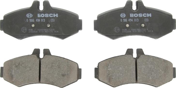 BOSCH 0 986 494 013 - Гальмівні колодки, дискові гальма autozip.com.ua