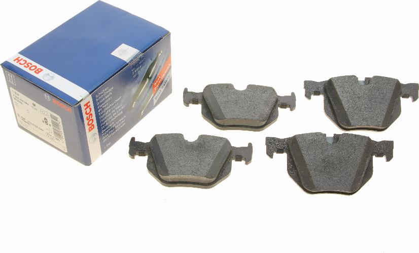 BOSCH 0 986 494 862 - Гальмівні колодки, дискові гальма autozip.com.ua