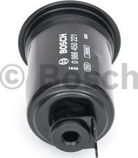 BOSCH 0 986 450 221 - Паливний фільтр autozip.com.ua