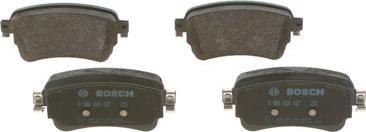 BOSCH 0 986 424 437 - Гальмівні колодки, дискові гальма autozip.com.ua