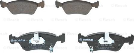 BOSCH 0 986 424 560 - Гальмівні колодки, дискові гальма autozip.com.ua