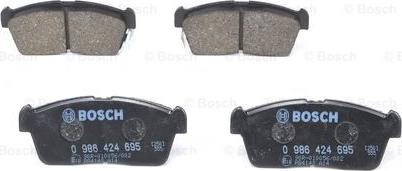 BOSCH 0 986 424 695 - Комплект гальмівних колодок з 4 шт. дисків autozip.com.ua