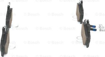 BOSCH 0 986 424 370 - Гальмівні колодки, дискові гальма autozip.com.ua