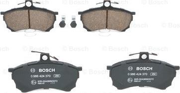 BOSCH 0 986 424 370 - Гальмівні колодки, дискові гальма autozip.com.ua