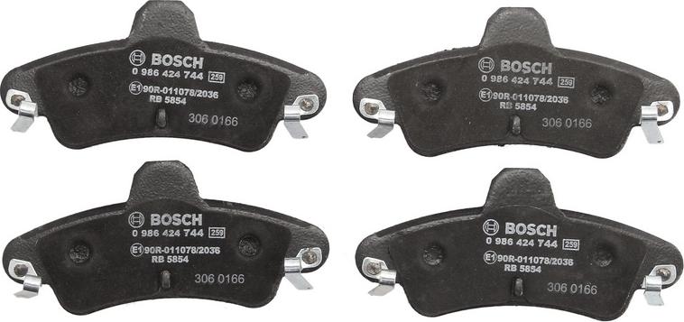 BOSCH 0 986 424 744 - Гальмівні колодки, дискові гальма autozip.com.ua
