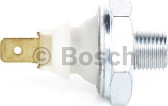 BOSCH 0 986 344 033 - Датчик, тиск масла autozip.com.ua
