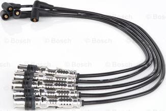 BOSCH 0 986 356 318 - Комплект проводів запалювання autozip.com.ua