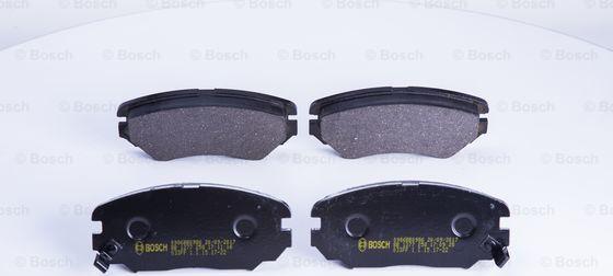 BOSCH 0 986 BB0 986 - Гальмівні колодки, дискові гальма autozip.com.ua