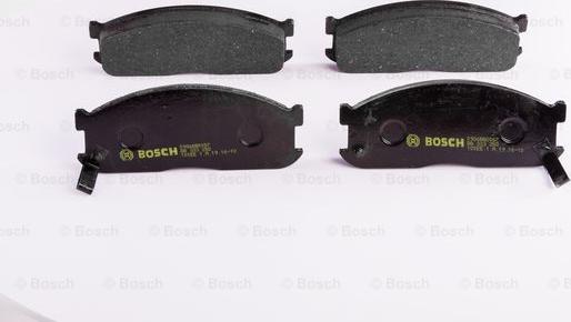 BOSCH 0 986 BB0 057 - Гальмівні колодки, дискові гальма autozip.com.ua