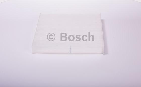 BOSCH 0 986 BF0 588 - Фільтр, повітря у внутрішній простір autozip.com.ua