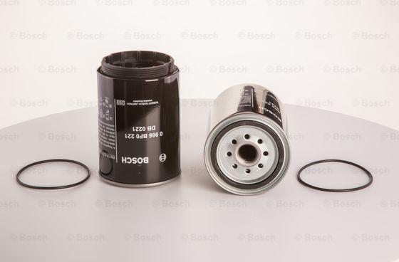 BOSCH 0 986 BF0 221 - Паливний фільтр autozip.com.ua