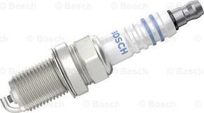 BOSCH 0 241 240 579 - Свічка запалювання autozip.com.ua