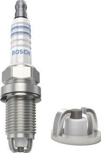 BOSCH 0 241 235 751 - Свічка запалювання autozip.com.ua