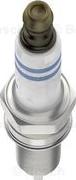 BOSCH 0 242 140 562 - Свічка запалювання autozip.com.ua