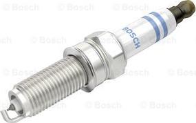 BOSCH 0 242 140 562 - Свічка запалювання autozip.com.ua