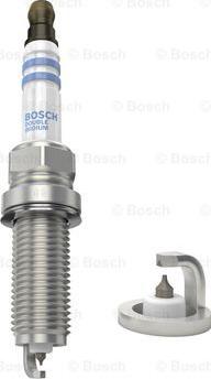 BOSCH 0 242 140 539 - Свічка запалювання autozip.com.ua