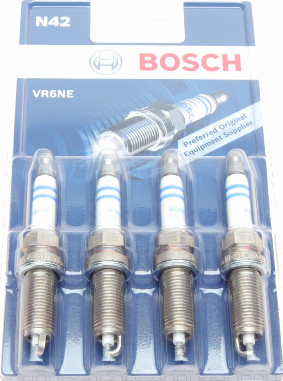 BOSCH 0 242 140 802 - Свічка запалювання autozip.com.ua