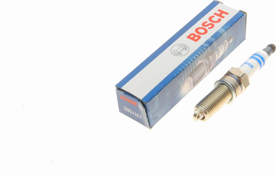 BOSCH 0 242 135 545 - Свічка запалювання autozip.com.ua