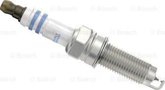 BOSCH 0 242 135 557 - Свічка запалювання autozip.com.ua
