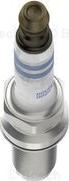 BOSCH 0 242 135 531 - Свічка запалювання autozip.com.ua