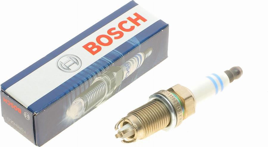 BOSCH 0 242 240 590 - Свічка запалювання autozip.com.ua