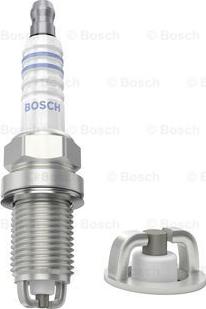 BOSCH 0 242 240 562 - Свічка запалювання autozip.com.ua