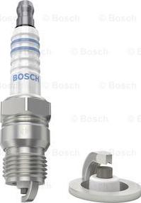 BOSCH 0 242 225 622 - Свічка запалювання autozip.com.ua