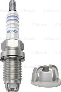 BOSCH 0 242 235 914 - Свічка запалювання autozip.com.ua