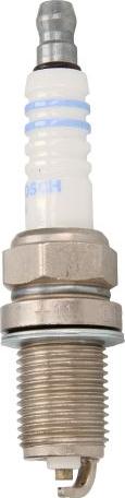BOSCH 0 242 235 667 - Свічка запалювання autozip.com.ua