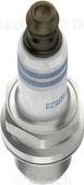 BOSCH 0 242 236 572 - Свічка запалювання autozip.com.ua