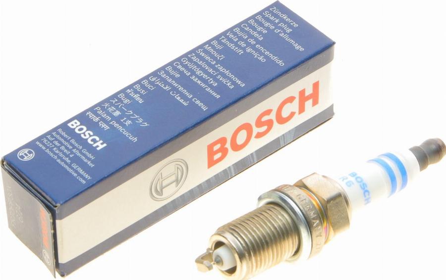 BOSCH 0 242 236 616 - Свічка запалювання autozip.com.ua