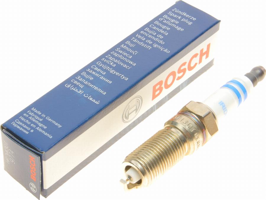 BOSCH 0 242 236 678 - Свічка запалювання autozip.com.ua