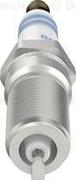 BOSCH 0 242 230 601 - Свічка запалювання autozip.com.ua