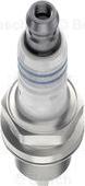 BOSCH 0 242 230 806 - Свічка запалювання autozip.com.ua