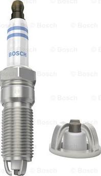 BOSCH 0 242 229 661 - Свічка запалювання autozip.com.ua