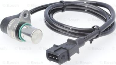 BOSCH 0 261 210 030 - Датчик імпульсів, колінчастий вал autozip.com.ua