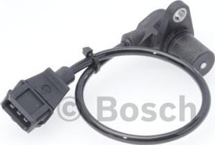 BOSCH 0 261 210 326 - Датчик імпульсів, колінчастий вал autozip.com.ua
