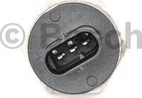 BOSCH 0 261 230 402 - Датчик, температури / тиску масла autozip.com.ua