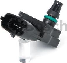 BOSCH 0 261 230 427 - Датчик, тиск наддуву autozip.com.ua