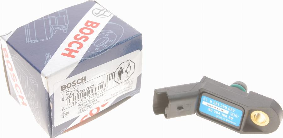 BOSCH 0 261 230 057 - Датчик, тиск у впускний трубі autozip.com.ua