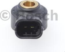 BOSCH 0 261 231 187 - Датчик детонации  FIAT DOBLO 09-15. GRANDE PUNTO 199 05-10. Punto 03-10. 500 07-20. 500L 12-22 autozip.com.ua