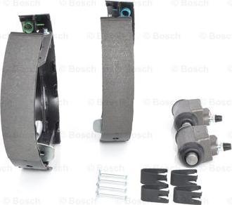 BOSCH 0 204 114 585 - Комплект гальм, барабанний механізм autozip.com.ua